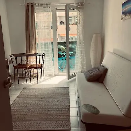 Proche Plages / Universite